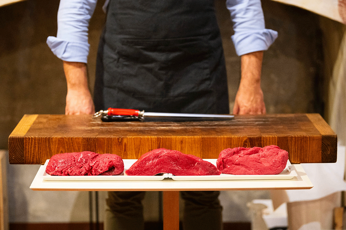 Danilo Cazzamali, Macelleria Cazzamali specializzata in Fassona di razza  piemontese per l'alta ristorazione, Raggiocorto - Vineria con cucina 