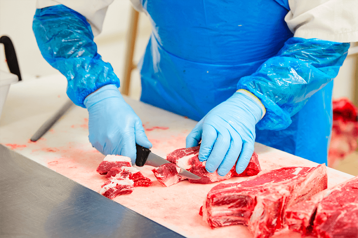 Preparazione carne di Fassona razza piemontese, Macelleria Cazzamali, Romanengo (CR)